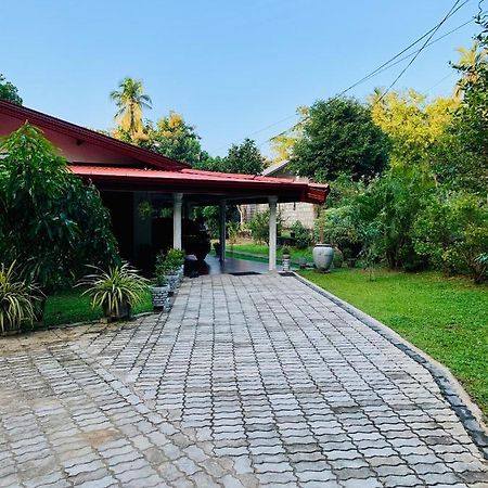 Lal Home Stay Sigirija Zewnętrze zdjęcie