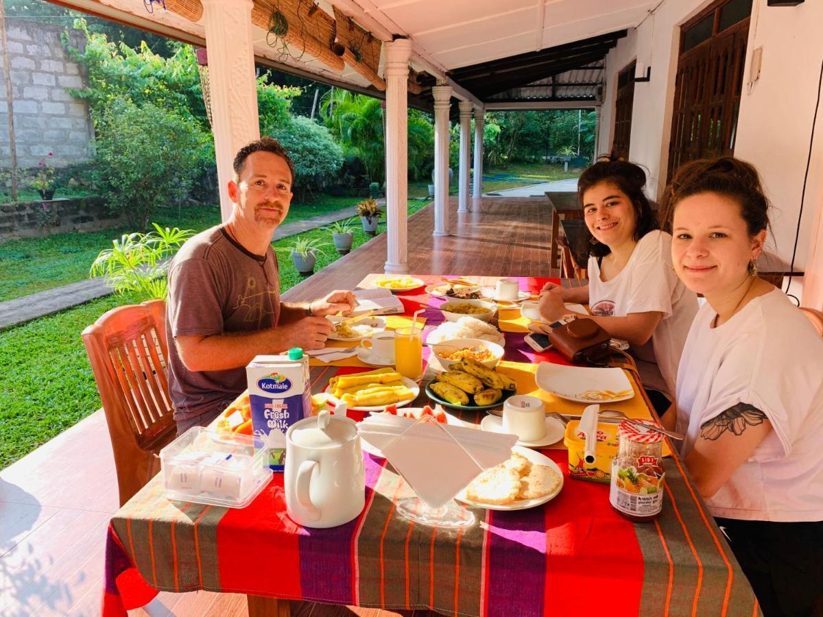 Lal Home Stay Sigirija Zewnętrze zdjęcie